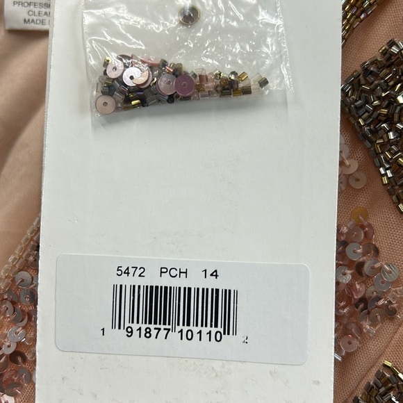 Mac Duggal 5472 NWT GEO EMBELLISHED MIDI SHEATH DRESS - Picture 8 of 8